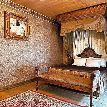 St. Peterburg Hotel 3*
